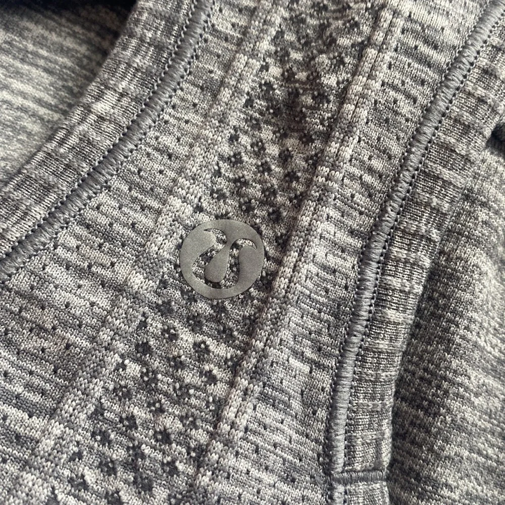 Lululemon Swiftly Tech Racerback Tank - Picture 2 of 3